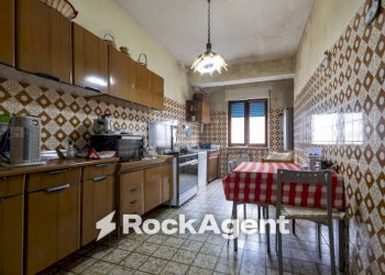 Cucina - Three-room apartment via Candela, 12, Catanzaro - photo 17