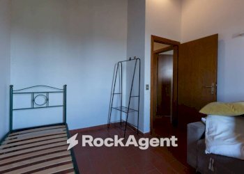 Camera da letto - Two-room apartment via Cerroni, Montaione - photo 10