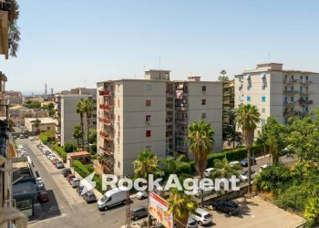 Vista - Bilocale via Costanza D'Aragona, 17, Catania - foto 24