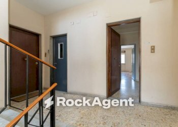 Interno palazzo - Bilocale via Costanza D'Aragona, 17, Catania - foto 38