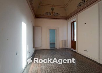 Camera da letto - Stabile - Palazzo corso Umberto, 77, Trepuzzi - foto 14
