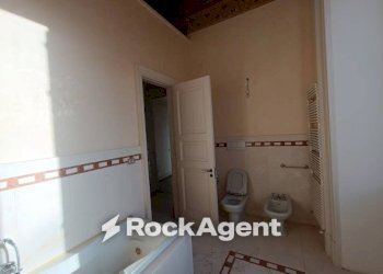Bagno - Stabile - Palazzo corso Umberto, 77, Trepuzzi - foto 32