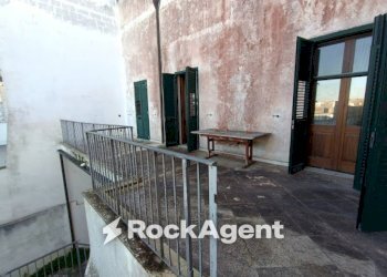 Scala - Stabile - Palazzo corso Umberto, 77, Trepuzzi - foto 37