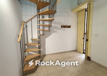 Scala - Three-room apartment via Aloi, 36, Catania - photo 6