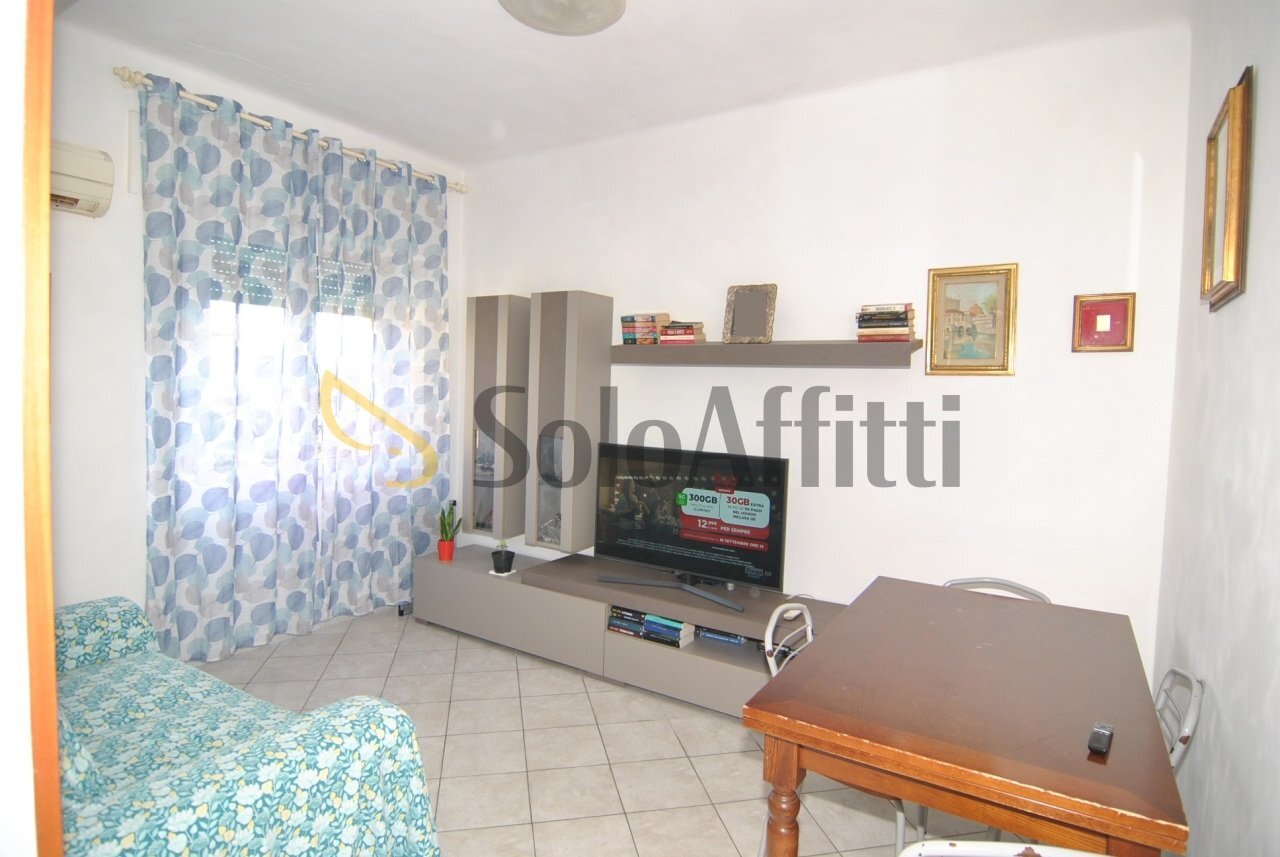 SALA - Appartamento Piazza Della Barriera Garibaldi 18, Livorno - foto 2