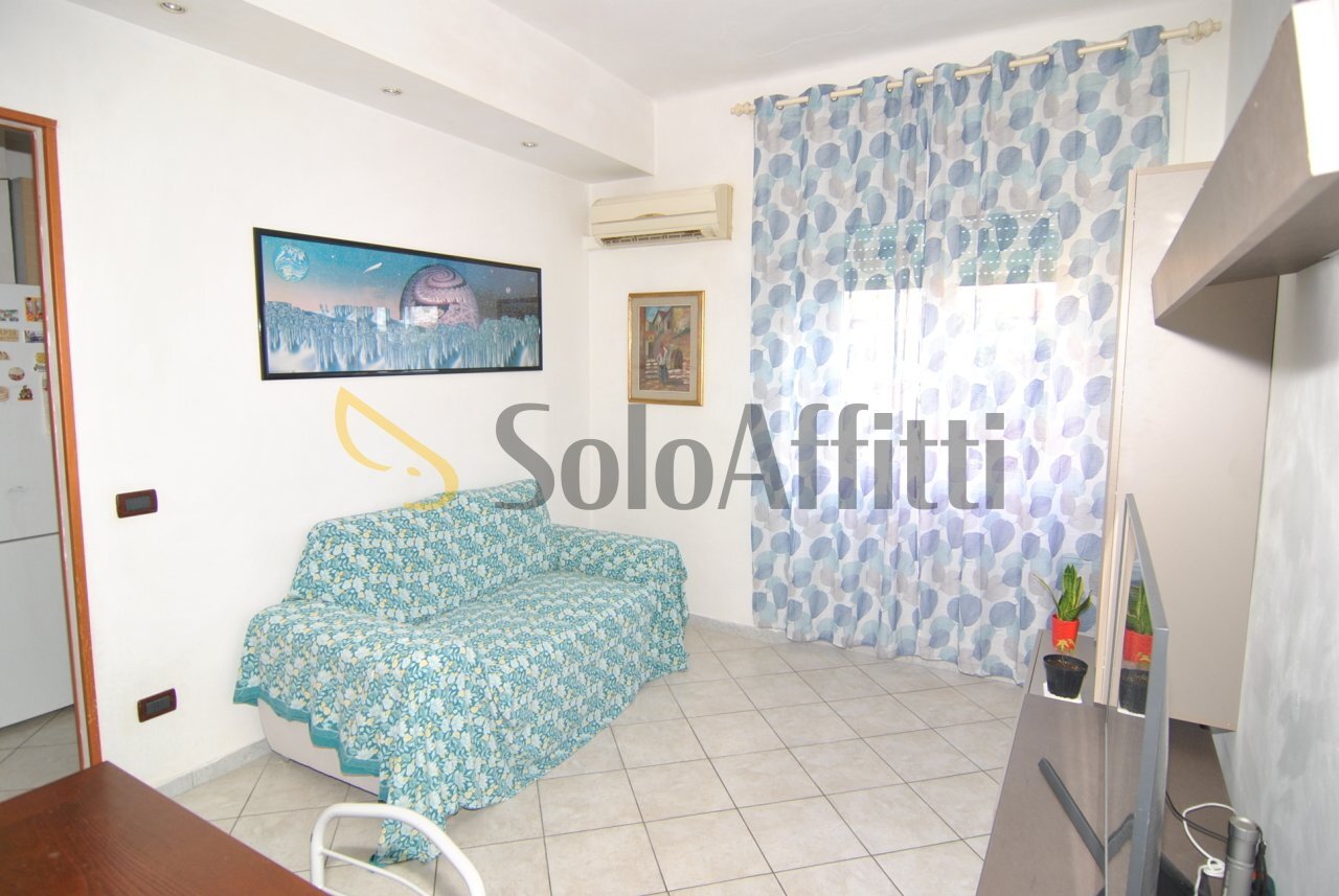 SALA - Appartamento Piazza Della Barriera Garibaldi 18, Livorno - foto 3