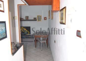 DISIMPEGNO DI INGRESSO - Appartamento Piazza Della Barriera Garibaldi 18, Livorno - foto 1