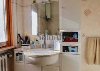 Bagno con box doccia - Four-room apartment Via Angelo Mariani snc, Forlì - photo 19