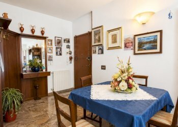 tavolo porta - Apartment Aulla - photo 2