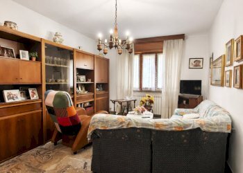 salotto 2 - Apartment Aulla - photo 4