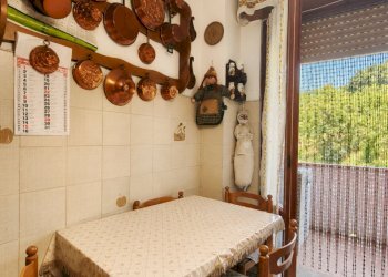 tavolo cucina - Apartment Aulla - photo 8