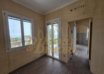 Salottino primo piano 2 - Villa Ceriale - photo 19