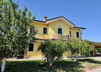 99eda4f2-198d-4327-9cc7-688d4c3af6c1.jpeg - Villa Strada Provinciale RO, Gavello - photo 1