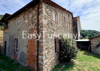 image00009 - Casa indipendente Strada Comunale di Valdottavo 5, Borgo a Mozzano - foto 2