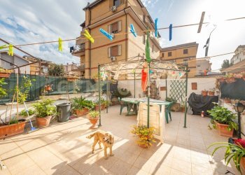 15 - Villa Via Aci Sant'Antonio 21, Roma - photo 5