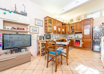 24 - Villa Via Aci Sant'Antonio 21, Roma - photo 14