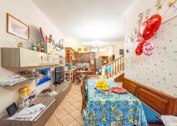 25 - Villa Via Aci Sant'Antonio 21, Roma - photo 15
