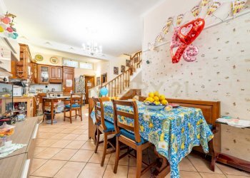 26 - Villa Via Aci Sant'Antonio 21, Roma - photo 16