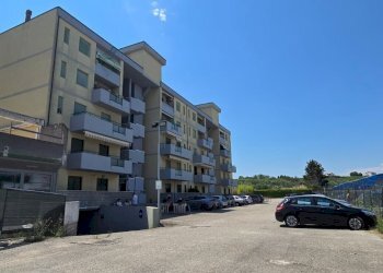 Three-room apartment Strada Statale Adriatica, 16, Vasto - photo 19