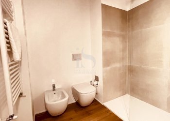 Bagno - One-room apartment VIA PAOLO SARPI, 8, Milano - photo 17