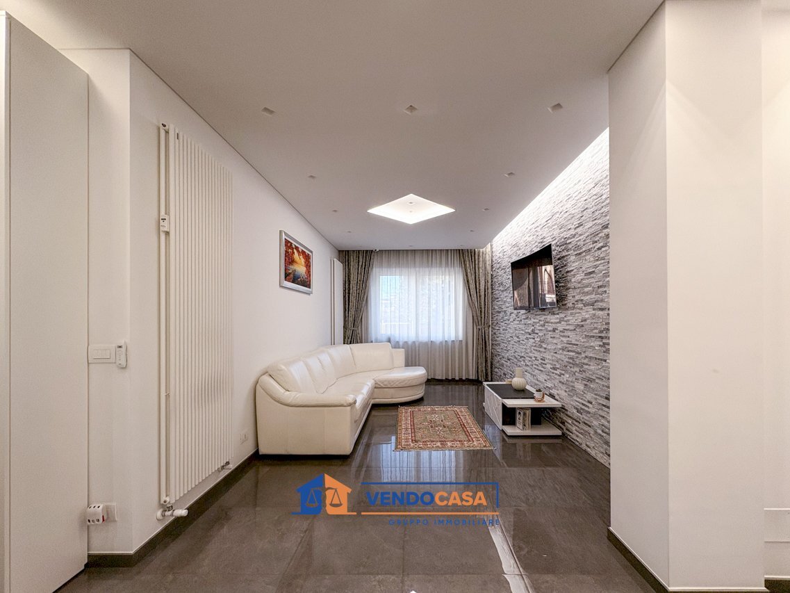 Four-room apartment Pinerolo - photo 1