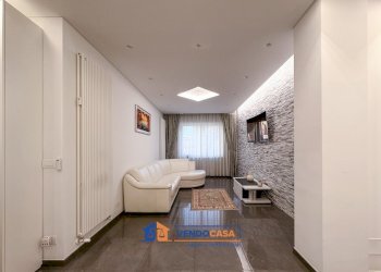 Four-room apartment Pinerolo - photo 1