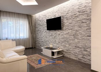 Four-room apartment Pinerolo - photo 2