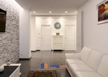 Four-room apartment Pinerolo - photo 3