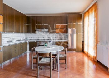 Portion of a house Castel San Pietro Terme - photo 12