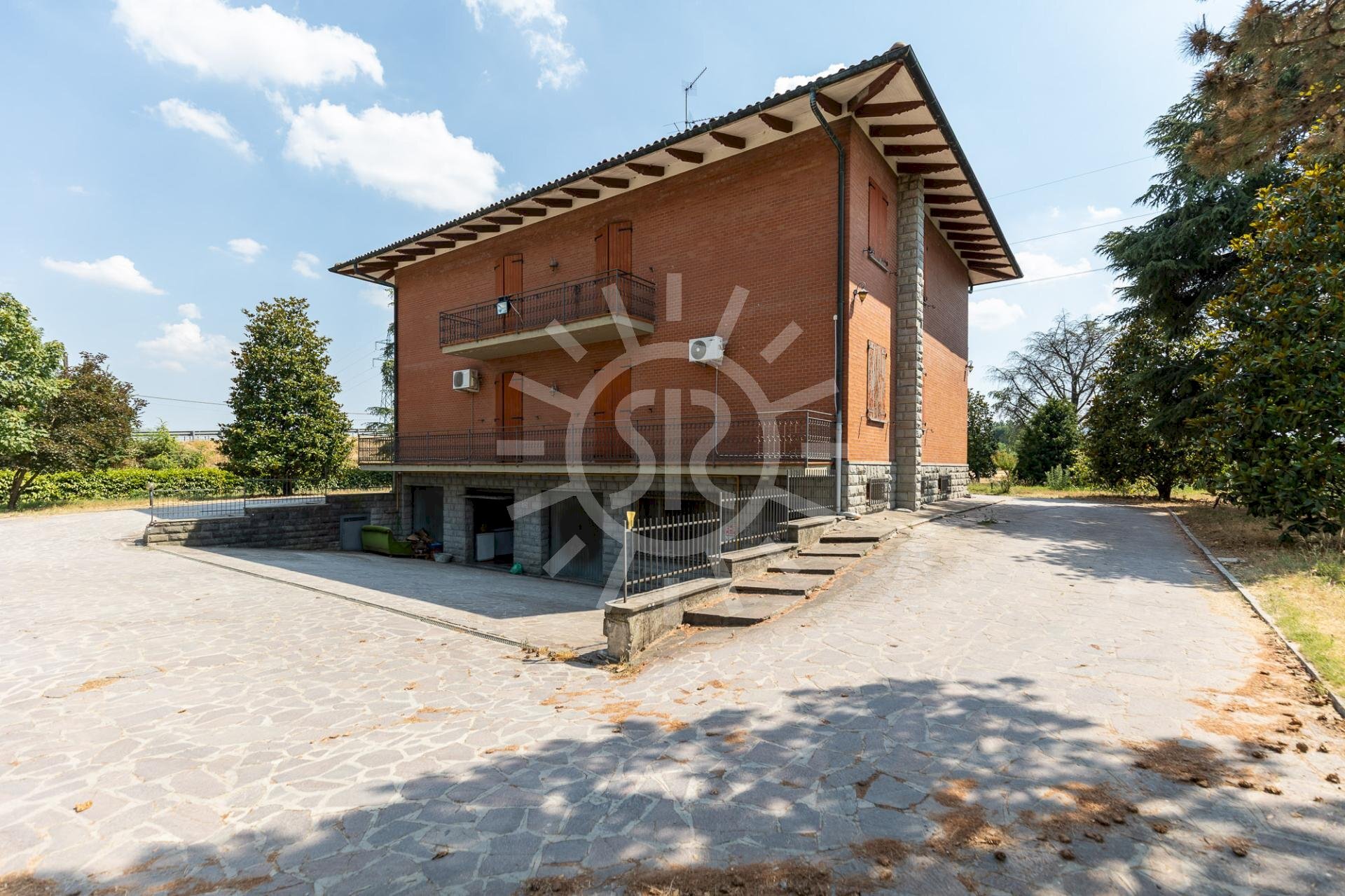 Portion of a house Castel San Pietro Terme - photo 3
