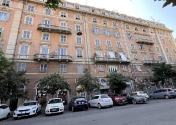 Two-room apartment Piazza Giovanni Martinez, Genova - photo 24