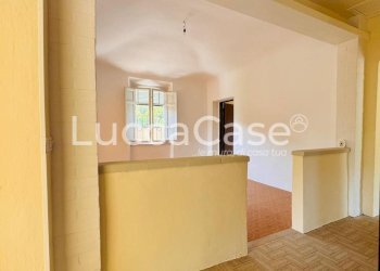 Apartment Pescaglia - photo 1