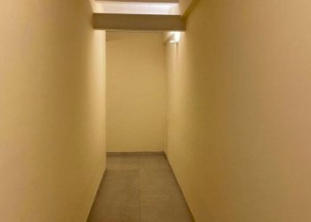 Monolocale Via Santo Stefano, 49, Bologna (zona Centro Storico) - foto 5