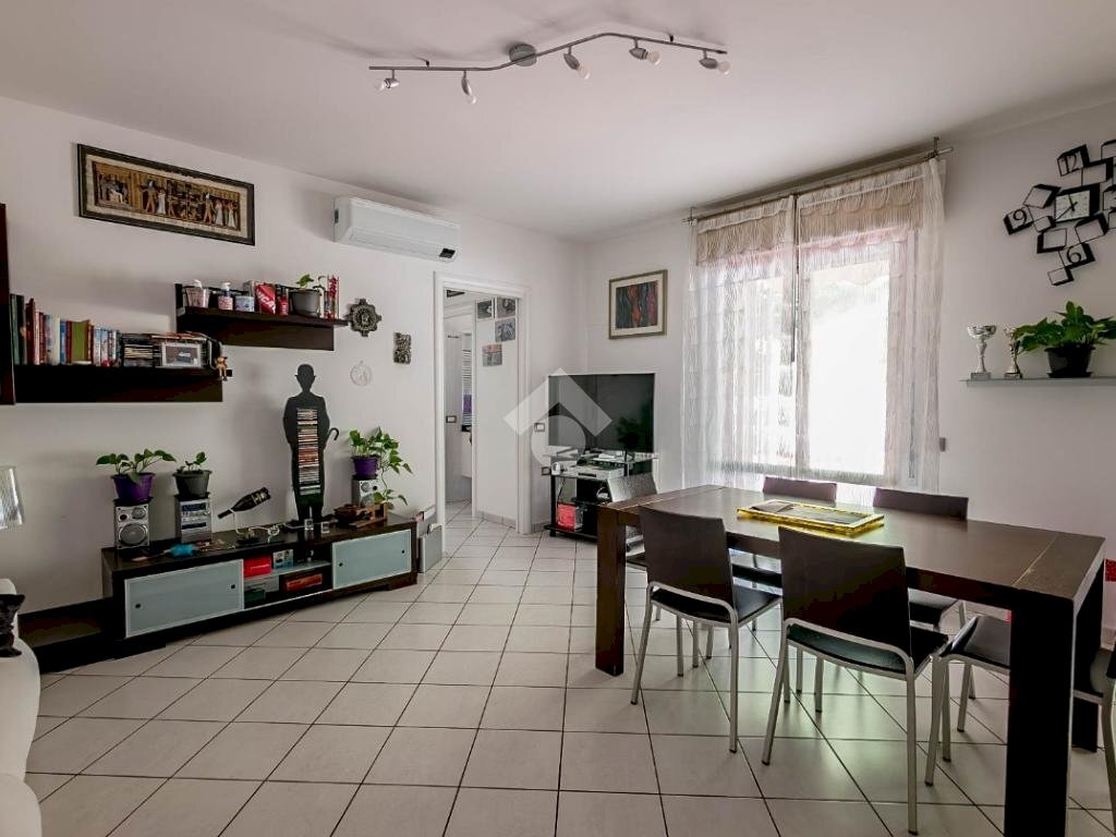 Three-room apartment Via 2 Agosto 1980, Monte San Pietro - photo 2