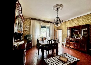Four-room apartment Via Avvocato Giuseppe Cavassola, Finale Ligure - photo 3