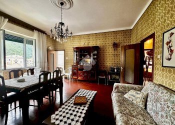 Four-room apartment Via Avvocato Giuseppe Cavassola, Finale Ligure - photo 4