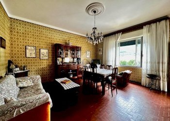 Four-room apartment Via Avvocato Giuseppe Cavassola, Finale Ligure - photo 6