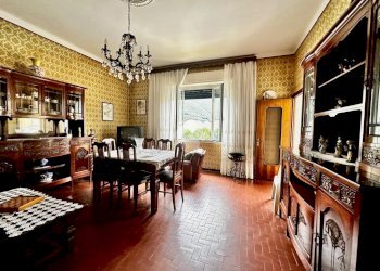 Four-room apartment Via Avvocato Giuseppe Cavassola, Finale Ligure - photo 10