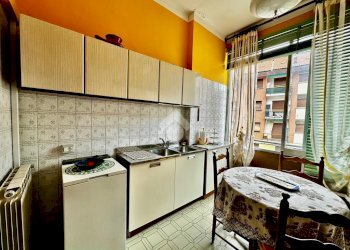 Four-room apartment Via Avvocato Giuseppe Cavassola, Finale Ligure - photo 13