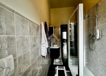 Four-room apartment Via Avvocato Giuseppe Cavassola, Finale Ligure - photo 40