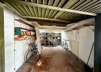 Four-room apartment Via Avvocato Giuseppe Cavassola, Finale Ligure - photo 42