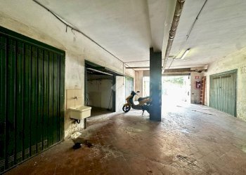 Four-room apartment Via Avvocato Giuseppe Cavassola, Finale Ligure - photo 46