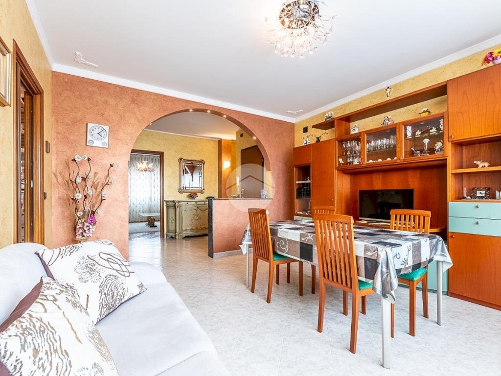 Three-room apartment Via michelangelo buonarroti, Grugliasco - photo 1
