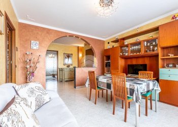 Three-room apartment Via michelangelo buonarroti, Grugliasco - photo 1