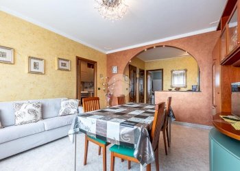 Three-room apartment Via michelangelo buonarroti, Grugliasco - photo 2