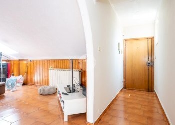 Two-room apartment Via alessandro la marmora, Grugliasco - photo 3