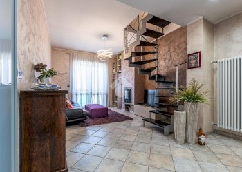 Four-room apartment Via mompantero, Collegno - photo 2