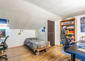 Four-room apartment Via mompantero, Collegno - photo 25