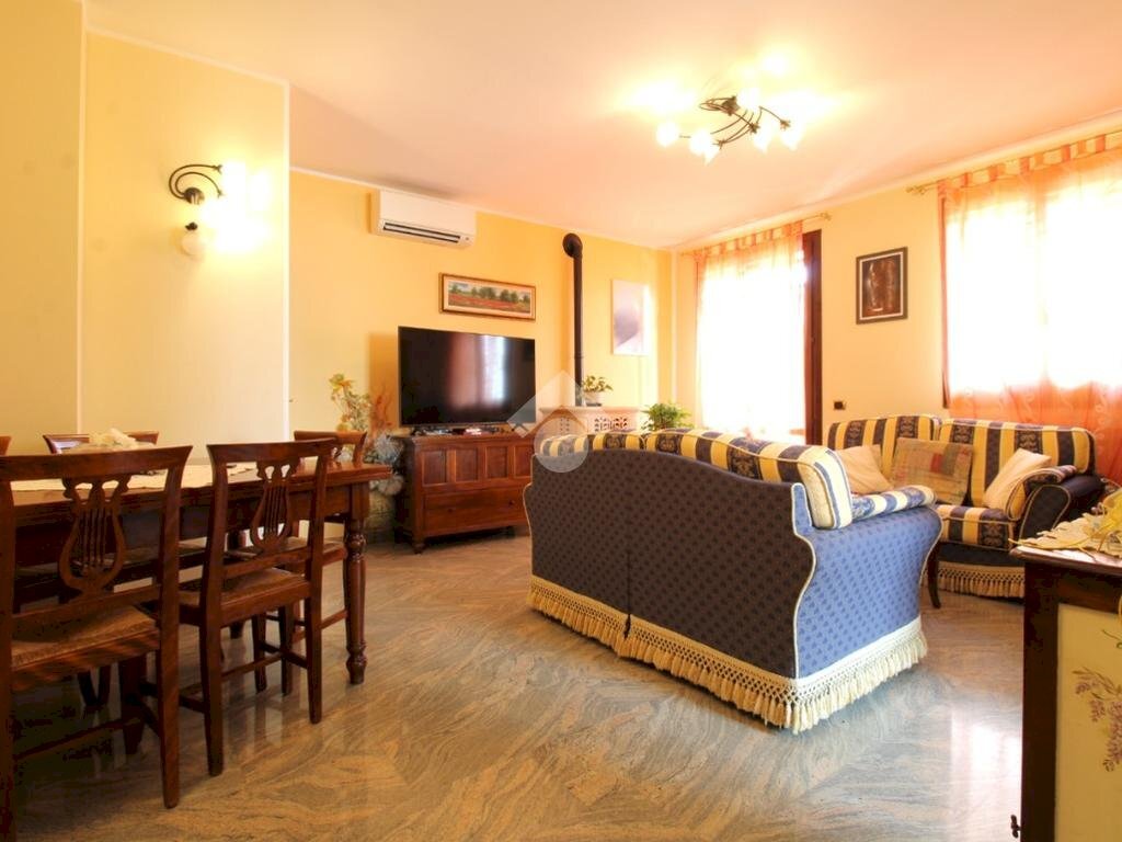Villa a Schiera Via Radici in monte, Castellarano - foto 2