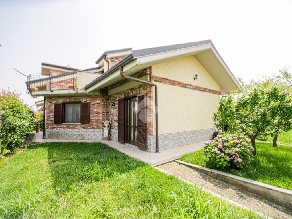 Villa Via Rivarolo Bossole, Lombardore - foto 1